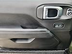 2022 Jeep Gladiator Crew Cab 4WD Pickup for sale #U130887A - photo 21