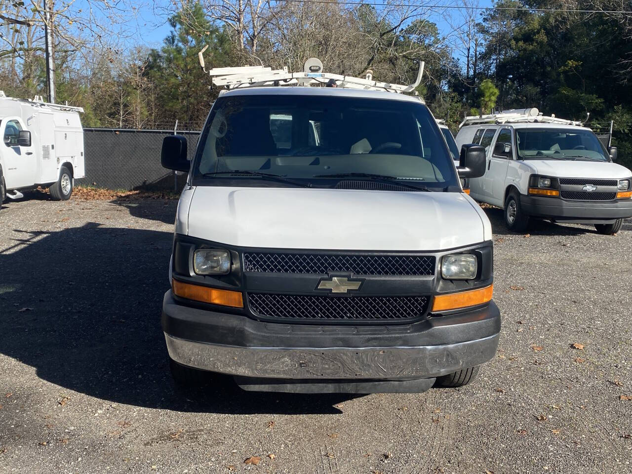 Used 2012 Chevrolet Express 2500 - photo 6