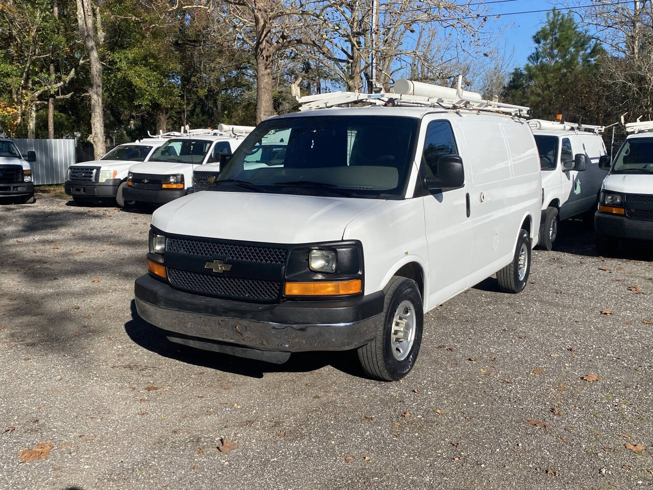 Used 2012 Chevrolet Express 2500 - photo 7