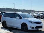 2020 Chrysler Pacifica FWD Minivan for sale #250996AA - photo 31
