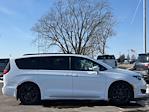 2020 Chrysler Pacifica FWD Minivan for sale #250996AA - photo 32