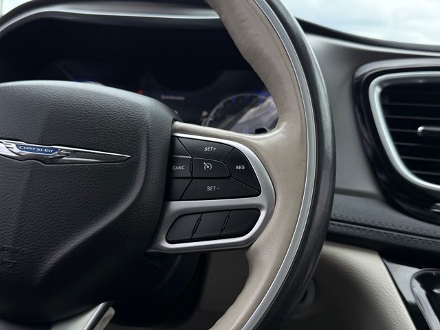 Used 2019 Chrysler Pacifica - photo 13