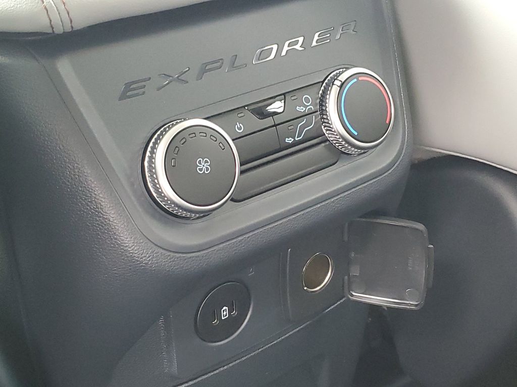 New 2026 Ford Explorer - photo 31