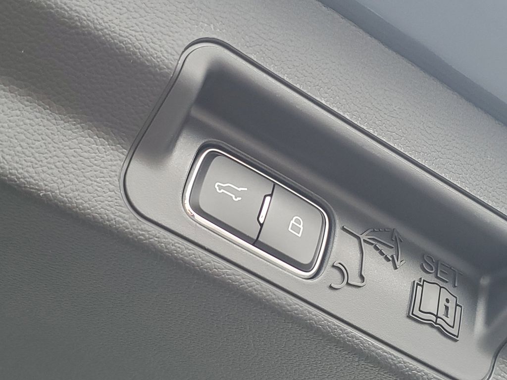 New 2026 Ford Explorer - photo 33