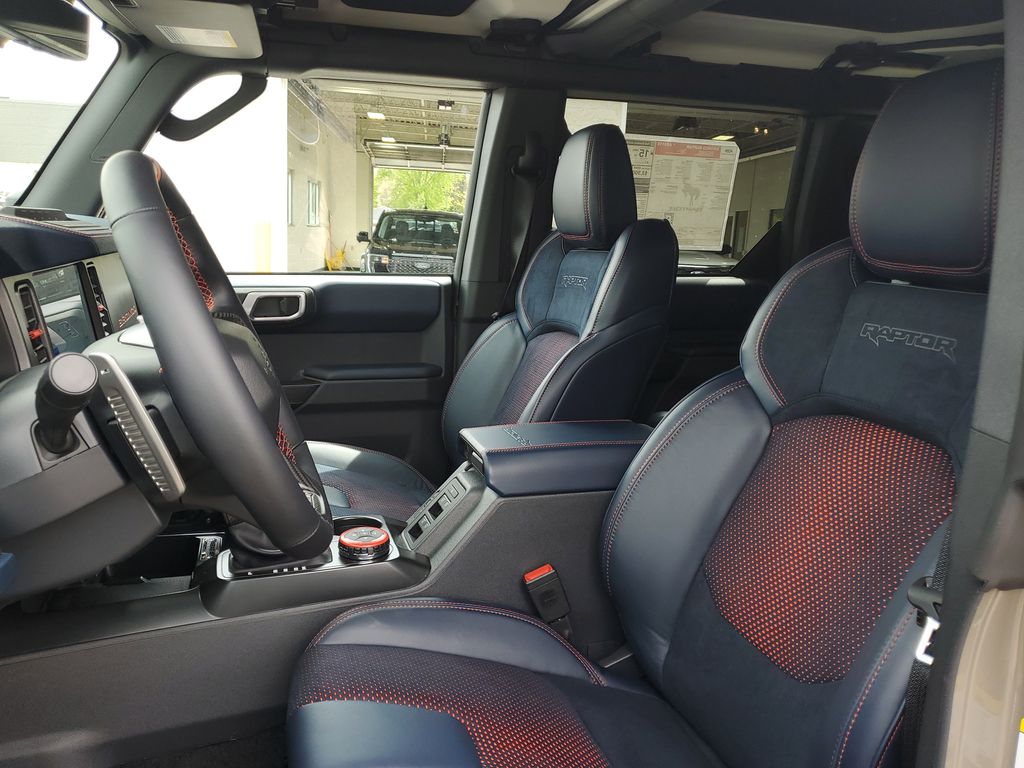 New 2026 Ford Bronco - photo 9