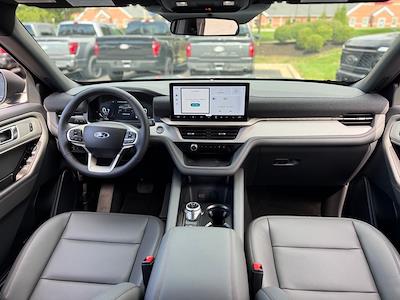 2027 Ford Explorer 4WD SUV for sale #270109 - photo 2