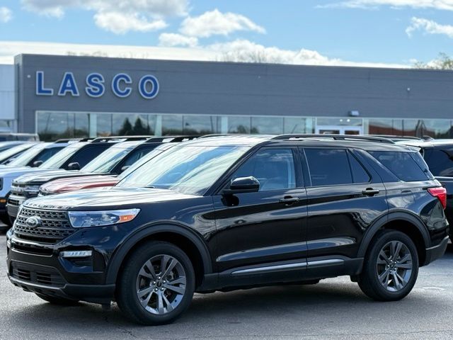 Used 2023 Ford Explorer - photo 1