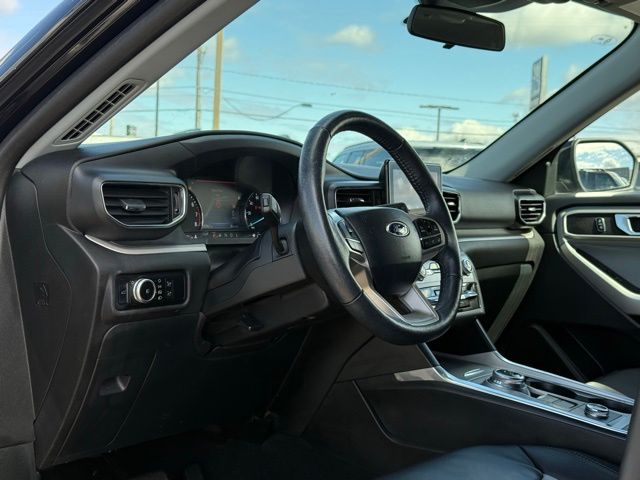 Used 2023 Ford Explorer - photo 17