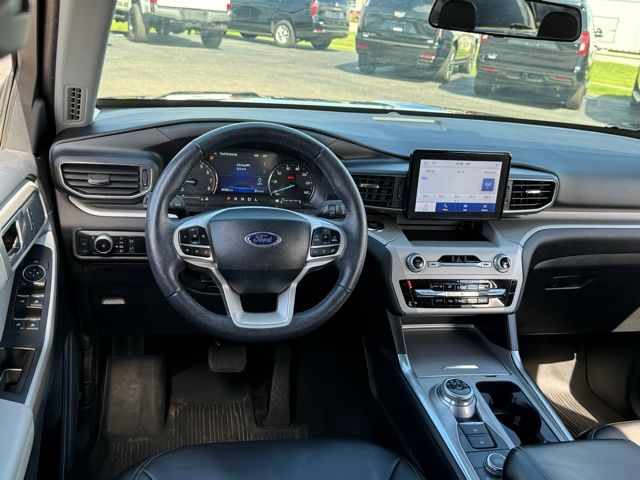 Used 2023 Ford Explorer - photo 9