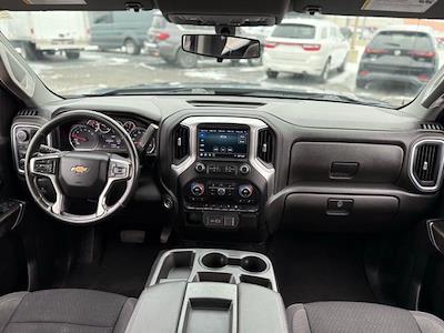 Used 2022 Chevrolet Silverado 1500 LT Crew Cab for sale #OP34043 - photo 2