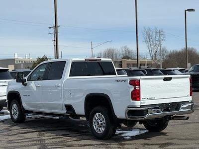 Used 2024 Chevrolet Silverado 2500 - photo 1