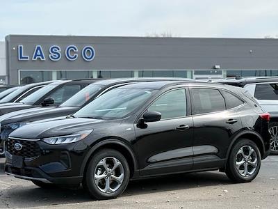 Used 2025 Ford Escape - photo 1