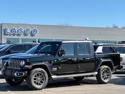 Used 2022 Jeep Gladiator - photo 1