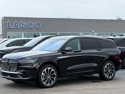 Used 2025 Lincoln Nautilus - photo 1