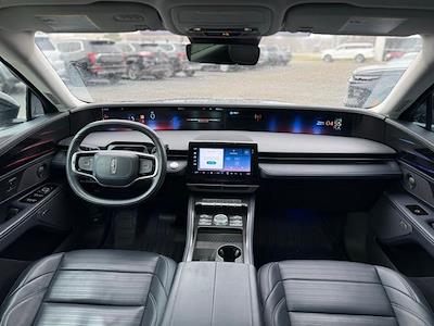 Used 2025 Lincoln Nautilus - photo 1