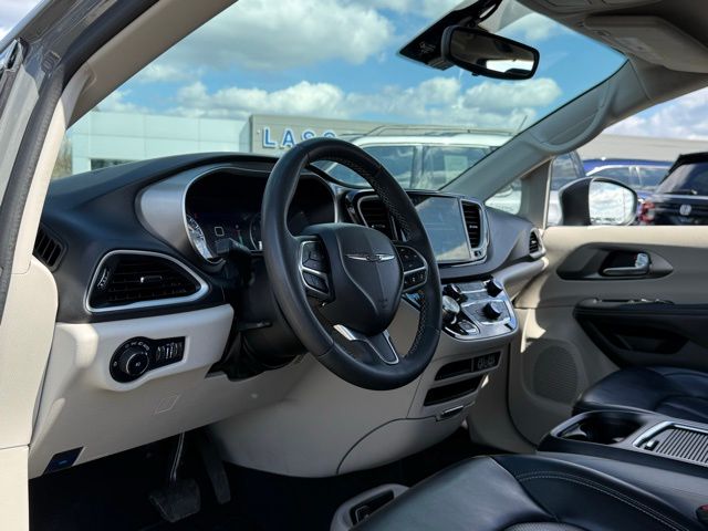 Used 2023 Chrysler Pacifica - photo 18