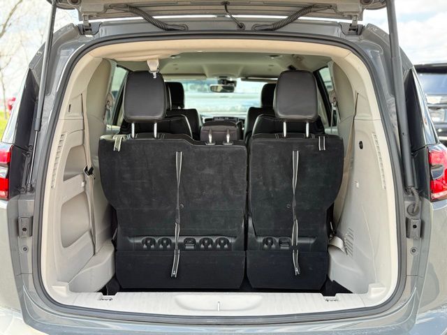 Used 2023 Chrysler Pacifica - photo 26
