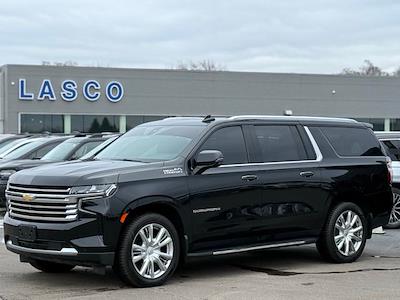 Used 2021 Chevrolet Suburban - photo 1
