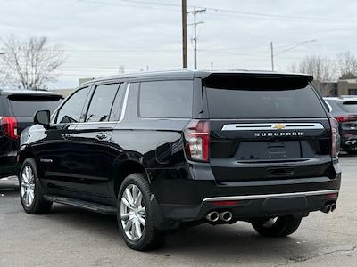 Used 2021 Chevrolet Suburban - photo 1