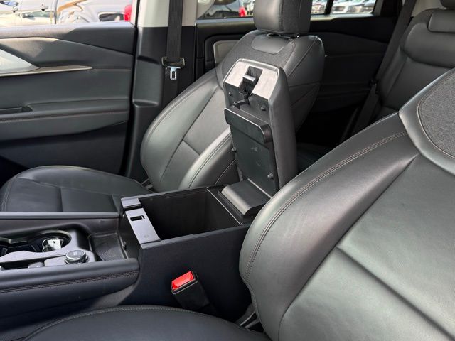 Used 2025 Ford Explorer - photo 36