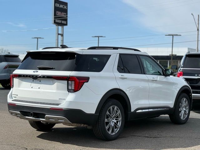 Used 2025 Ford Explorer - photo 45