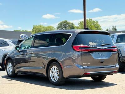 2023 Chrysler Pacifica FWD Minivan for sale #OP34491 - photo 2