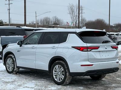 Used 2023 Mitsubishi Outlander PHEV ES for sale #P34100 - photo 2
