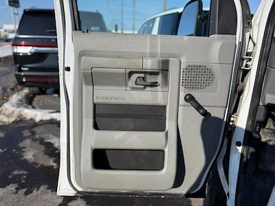 Used 2014 Ford E-250 - photo 1