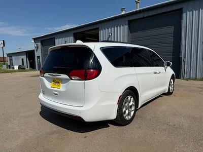 2018 Chrysler Pacifica FWD Minivan for sale #B2036 - photo 2
