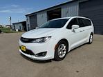 Used 2018 Chrysler Pacifica Touring Plus Minivan thumbnail 3