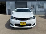 Used 2018 Chrysler Pacifica Touring Plus Minivan thumbnail 4