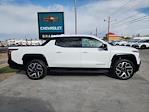 2025 Chevrolet Silverado EV Crew Cab 4WD Pickup for sale #58582 - photo 4