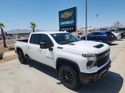 2025 Chevrolet Silverado 2500 Crew Cab 4WD Pickup for sale #58770 - photo 1