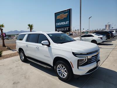 New 2025 Chevrolet Suburban LT 4WD SUV for sale #58785 - photo 1