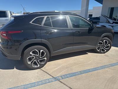 2025 Chevrolet Trax FWD SUV for sale #58910A - photo 2
