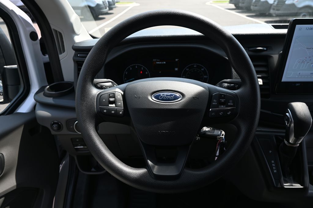 Used 2025 Ford Transit 350 HD - photo 5
