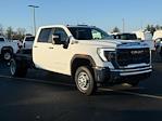 New 2026 GMC Sierra 3500 Crew Cab 60 CA Cab Chassis for sale #173525 - photo 3