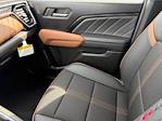 New 2025 GMC Canyon AT4 Crew Cab 4WD Pickup for sale #226287 - photo 15
