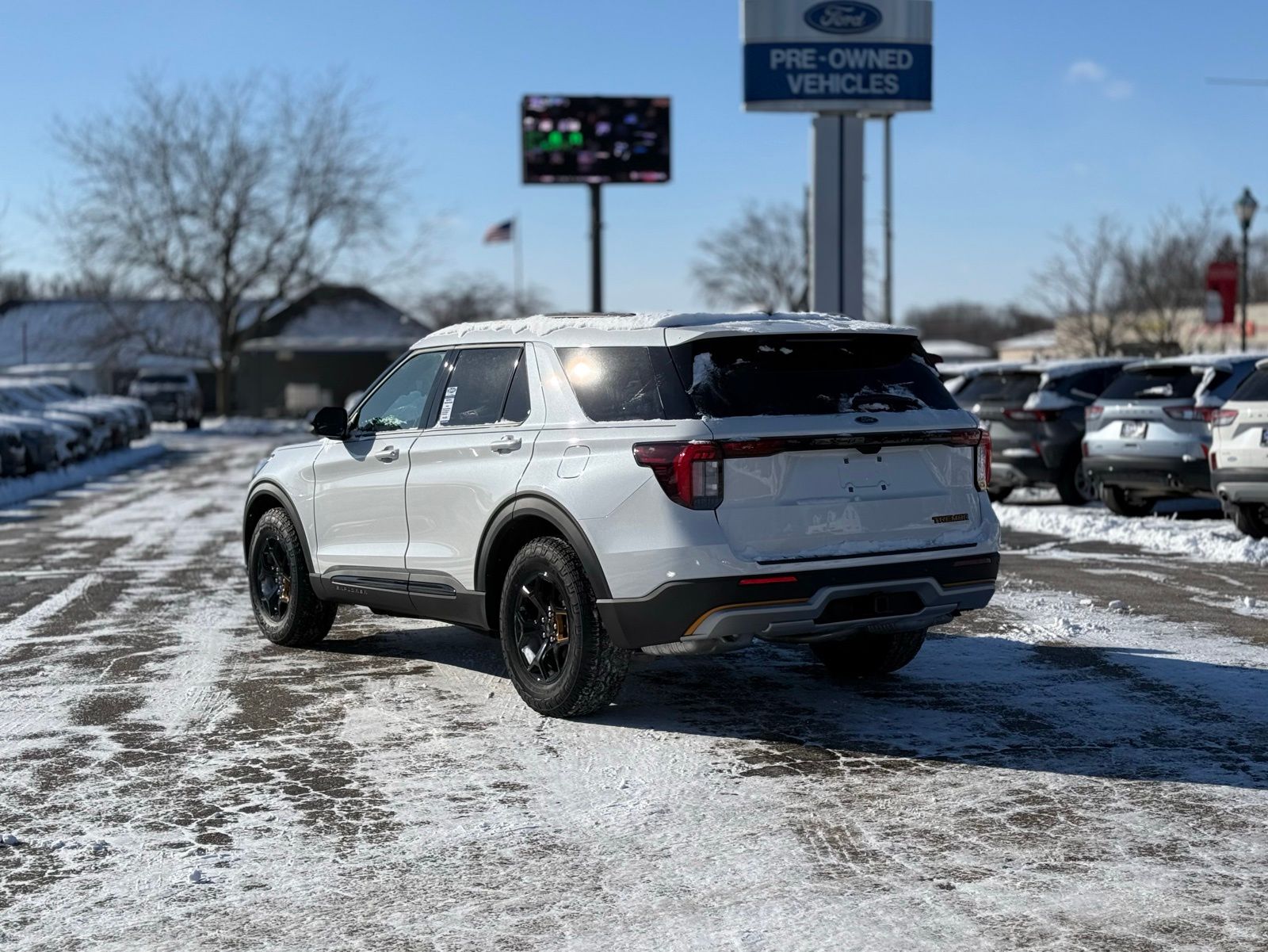 New 2026 Ford Explorer - photo 7
