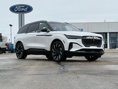 Used 2024 Lincoln Nautilus - photo 1