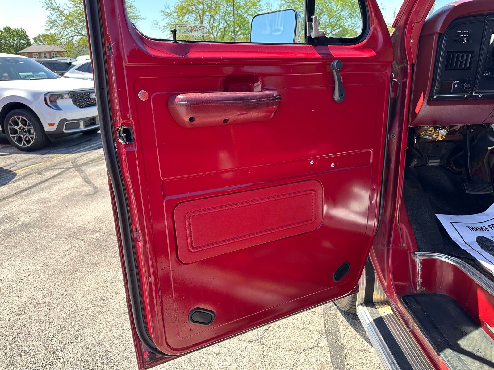Used 1991 Ford E-150 - photo 12