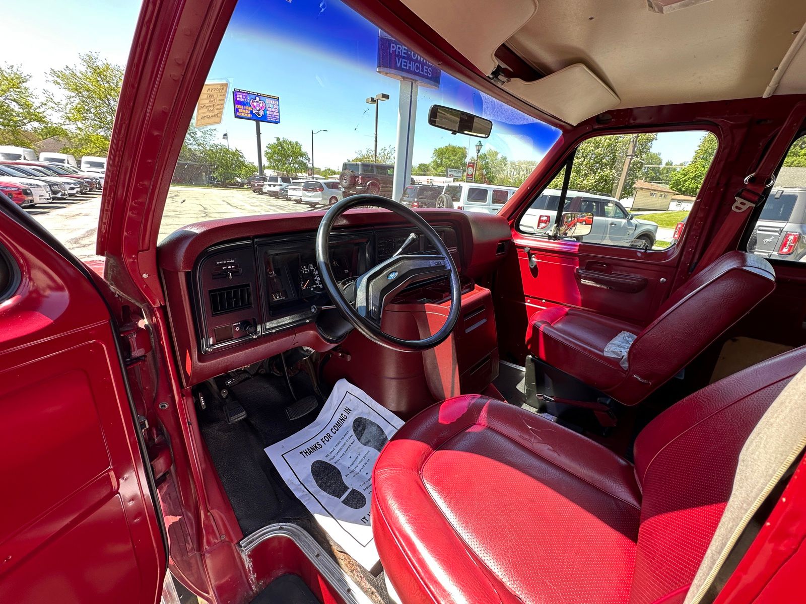 Used 1991 Ford E-150 - photo 15