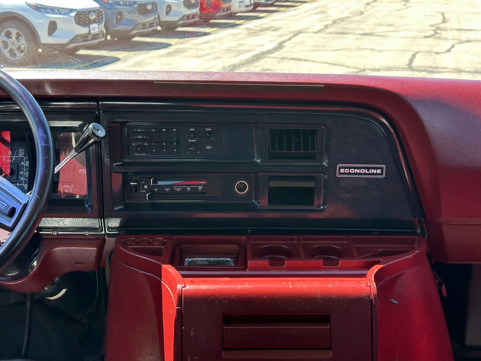 Used 1991 Ford E-150 - photo 17