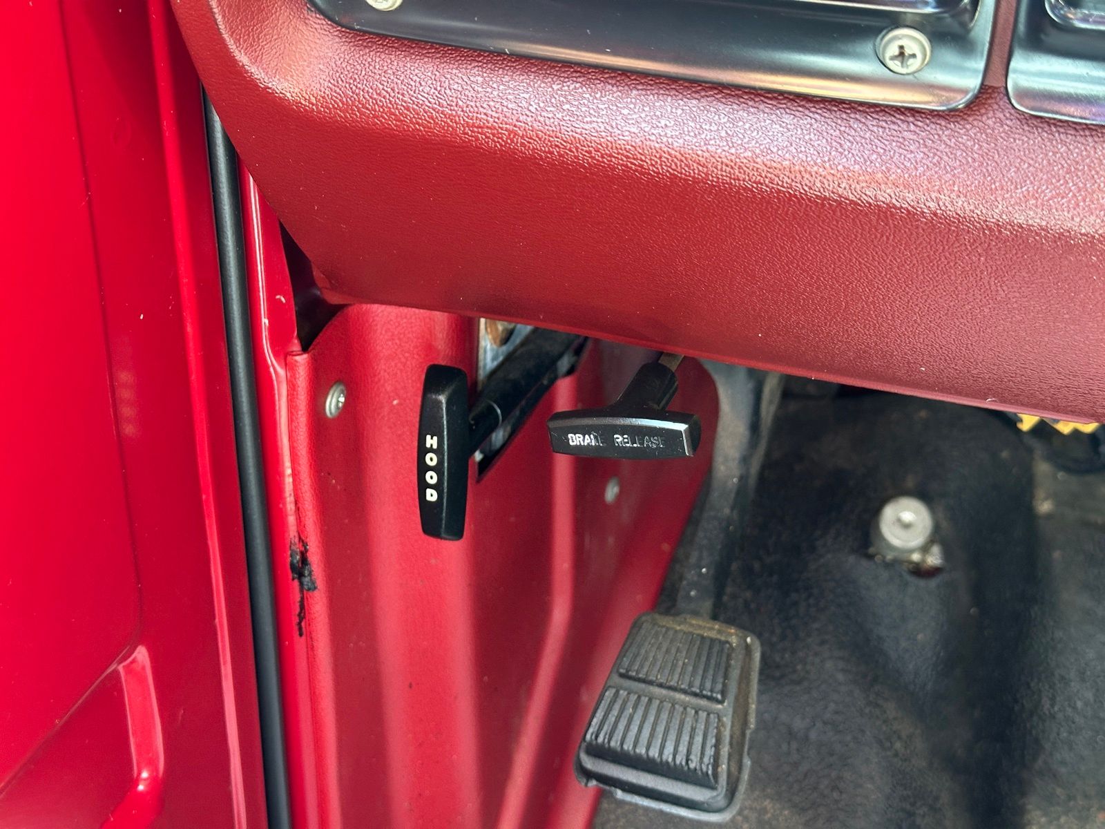 Used 1991 Ford E-150 - photo 23