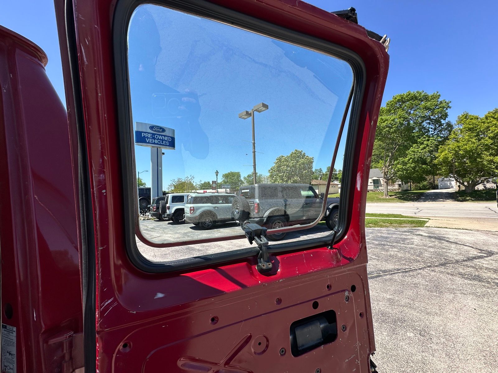 Used 1991 Ford E-150 - photo 27