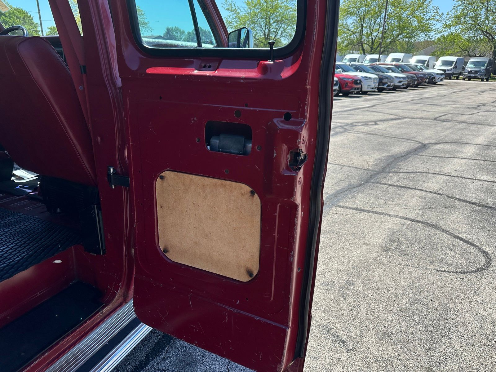 Used 1991 Ford E-150 - photo 29