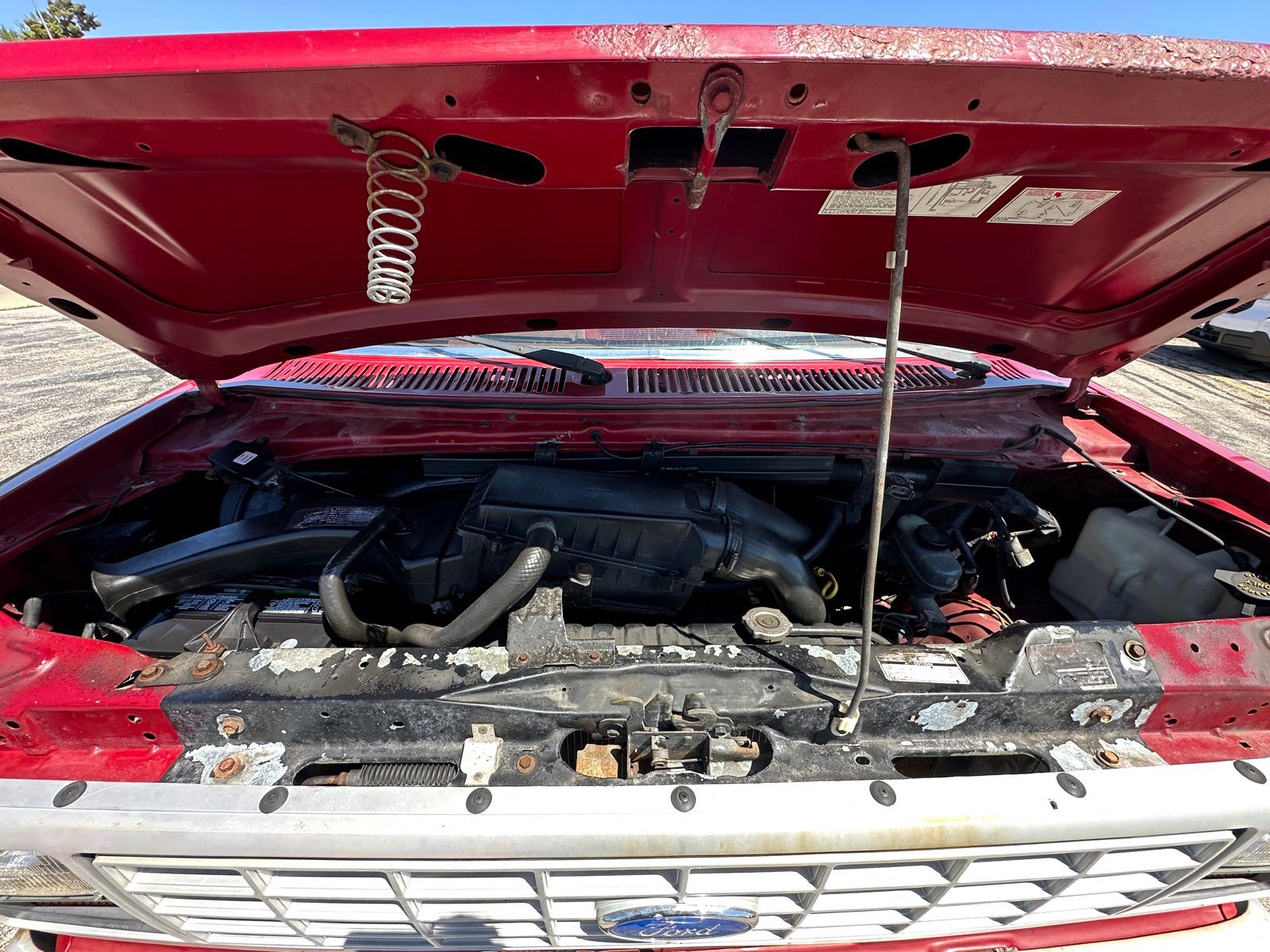 Used 1991 Ford E-150 - photo 37