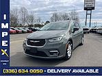 Used 2022 Chrysler Pacifica Touring L FWD Minivan for sale #2CT8709 - photo 1
