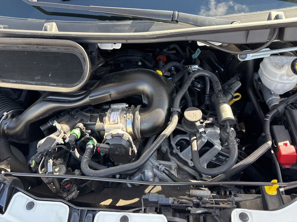 Used 2023 Ford Transit 250 - photo 32