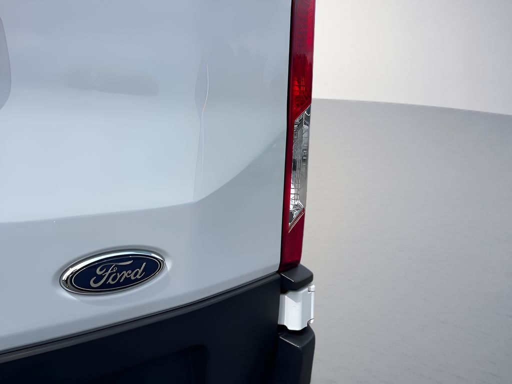 Used 2023 Ford Transit 250 - photo 30